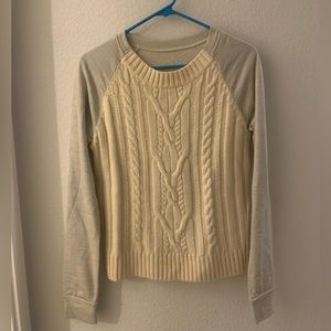 Lululemon small cable knit/fleece top